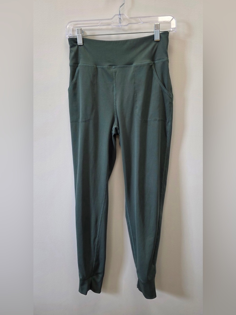 Old Navy Active Girl’s XL Green Ribbed High Rise Jogger Pants Pockets